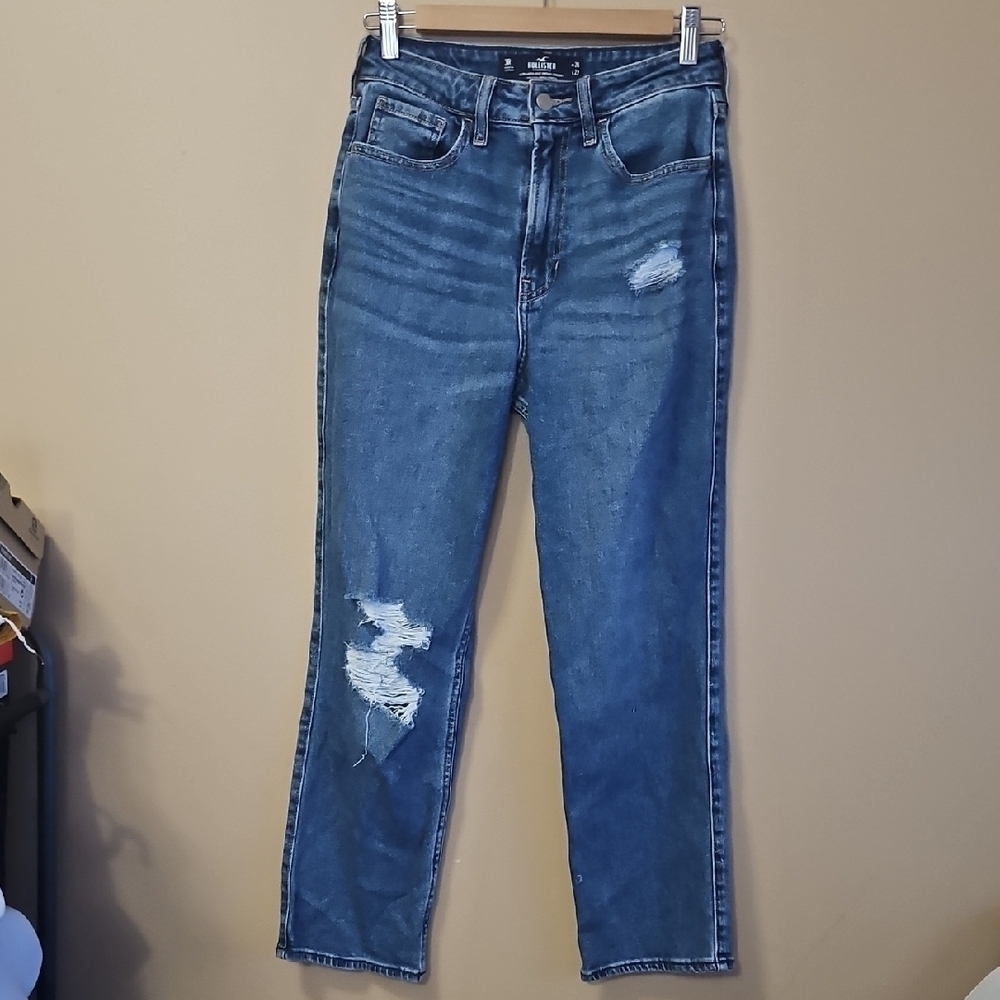 Hollister Ultra High Rise Vintage Straight Distressed Jeans Women's Size W26